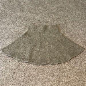 Zara knit sweater skirt. Beautiful on just not worn enough. Worn once or twice